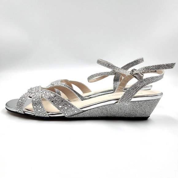 TOUCH UPS Women's Silver Lena Wedge Sandal Size US 8.5M - Picture 4 of 5